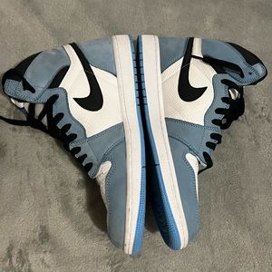 Air Jordan 1 retro high OG “University blue”